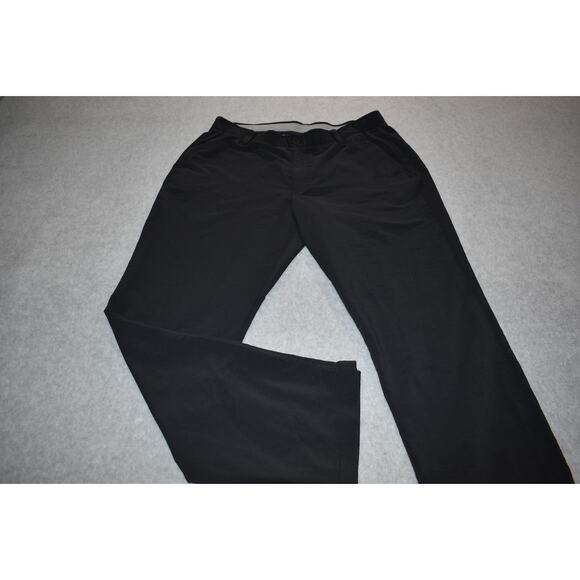 Under Armour Golf Pants Mens Size 38 x 32 Performance Polyester Black FLAT - Picture 1 of 9
